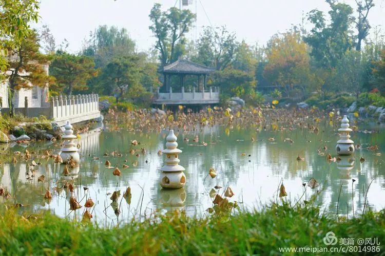 始建于清末,占地84公顷,是颍上县第一个对外开放的公园,又称"淮上公园