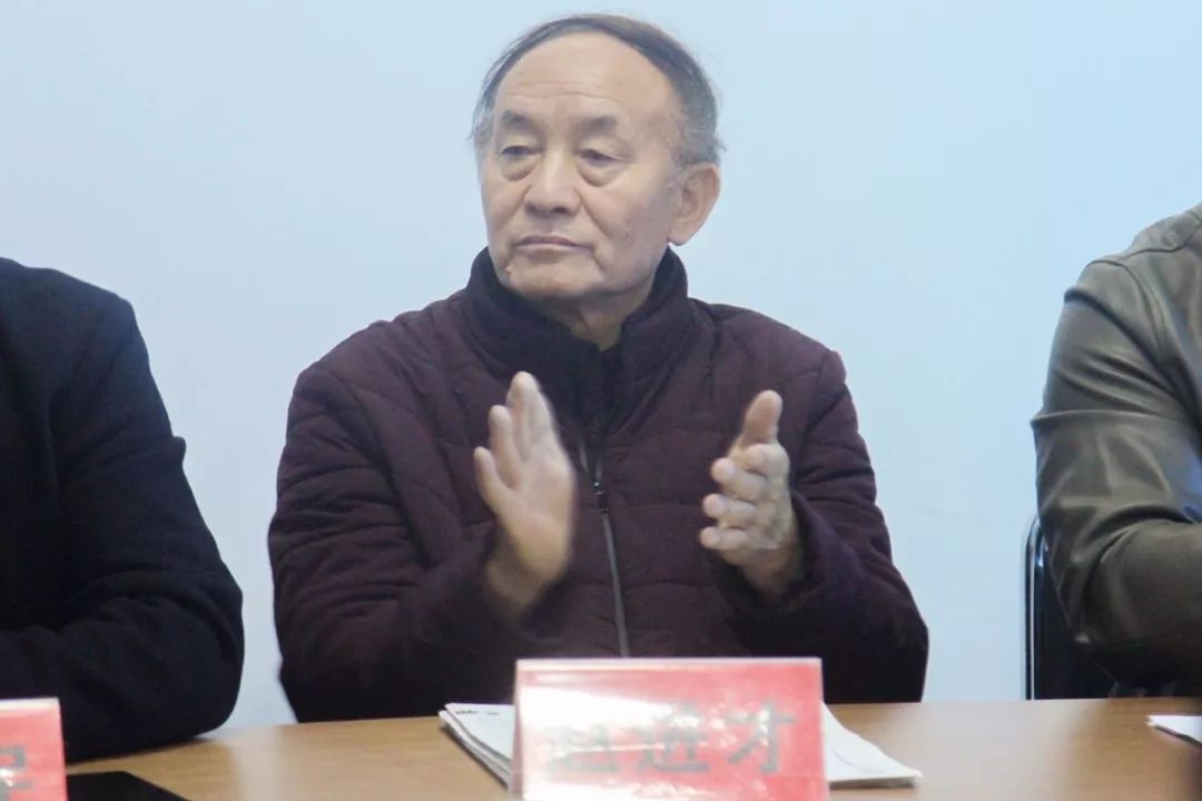 伊川县文联主席马伟民讲话.