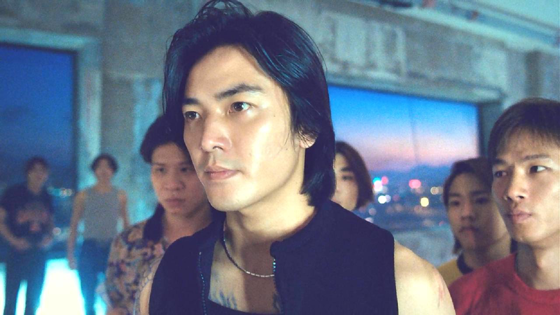 扎职2012年陈伟霆的一部黑帮电影网友看到了陈浩南的影子