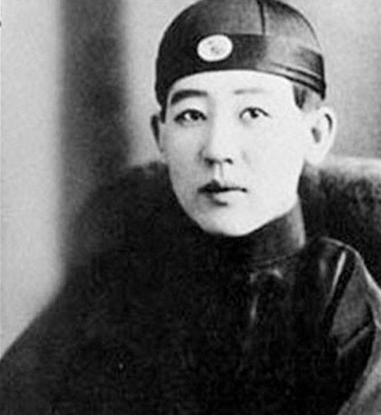 川岛芳子临刑之前,提了一奇怪要求,从此她生死成谜!_方姥