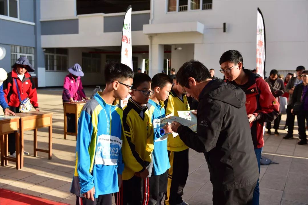 做好东道主定向再夺冠官渡二中承办昆明市中小学生定向赛