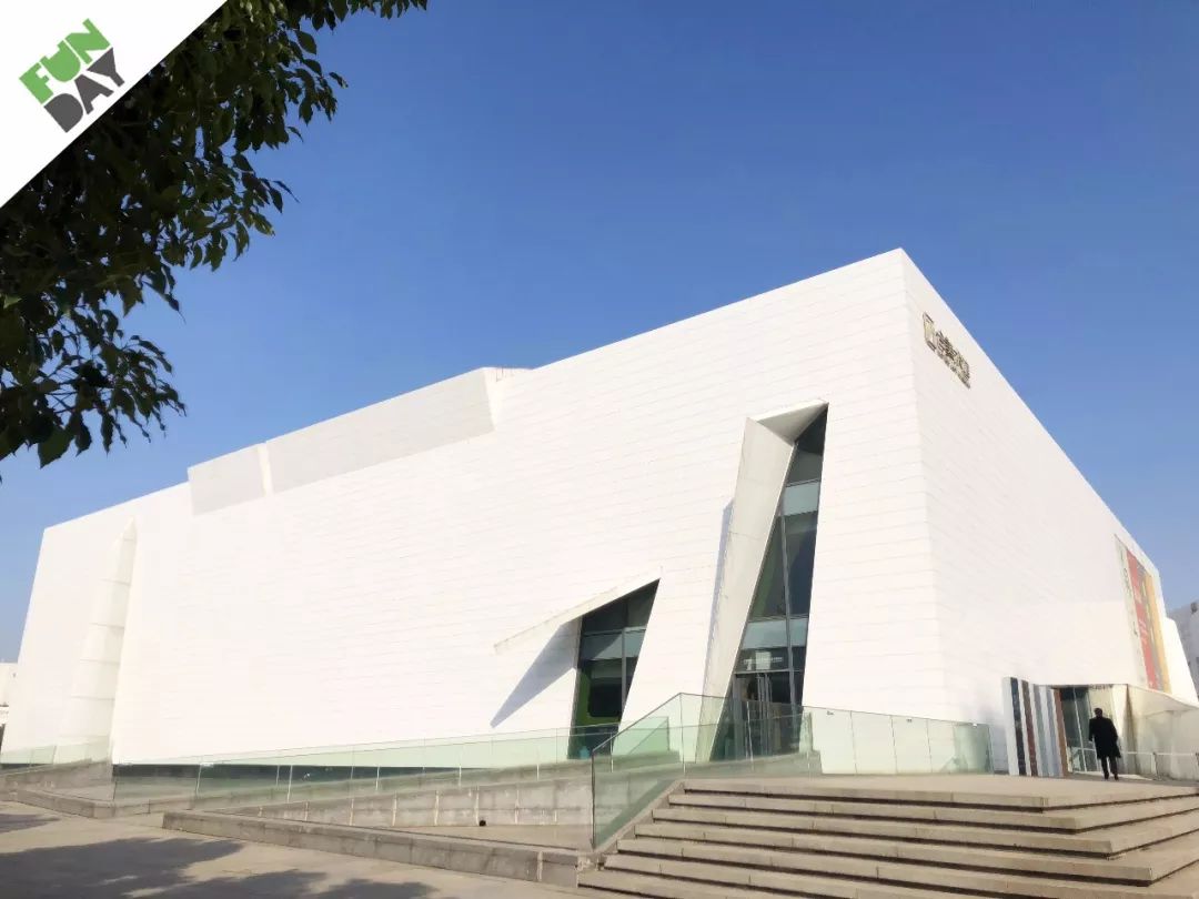 AMAZING HUBEI|探访武汉美术馆（琴台馆）&2022武汉双年展_空间_艺术品_作品