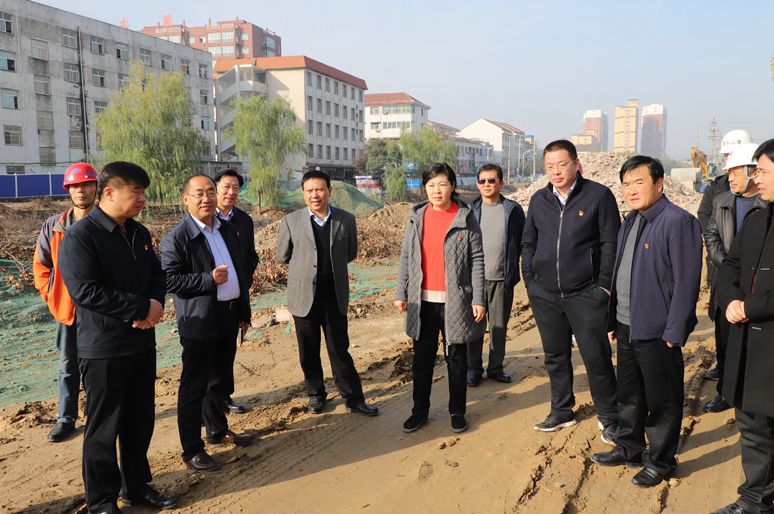 罗文阁到洺河生态水系建设一线现场办公