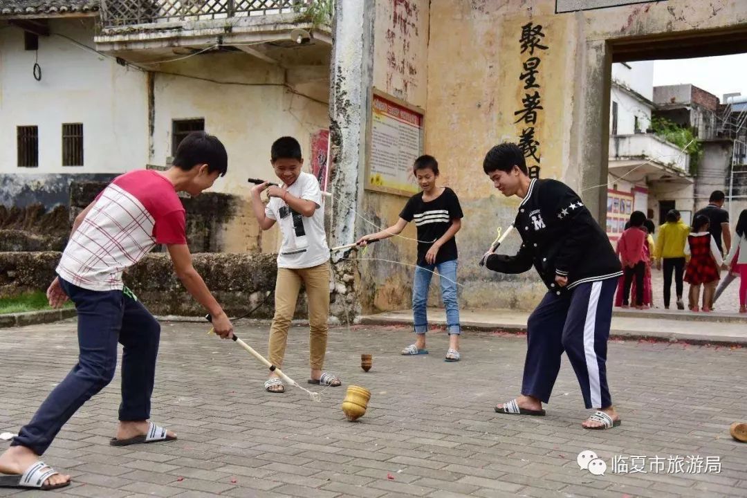 抽陀螺(打猴哇)