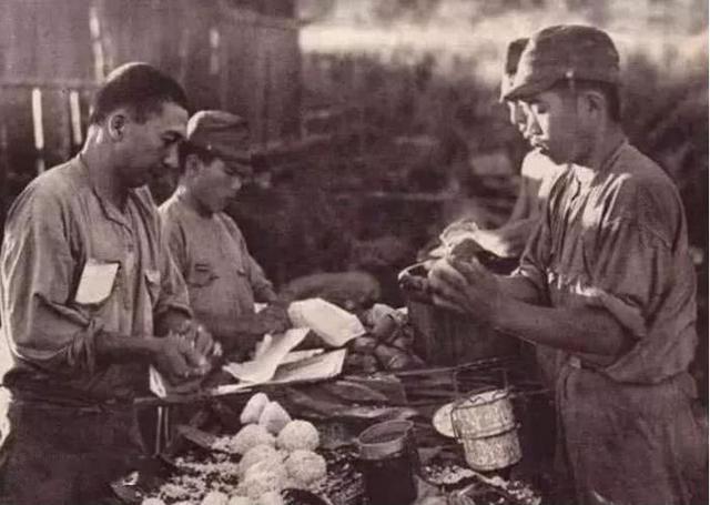 抗戰時糧食不足，軍人吃飯都是問題，這支部隊卻天天吃牛肉喝可樂 歷史 第4張