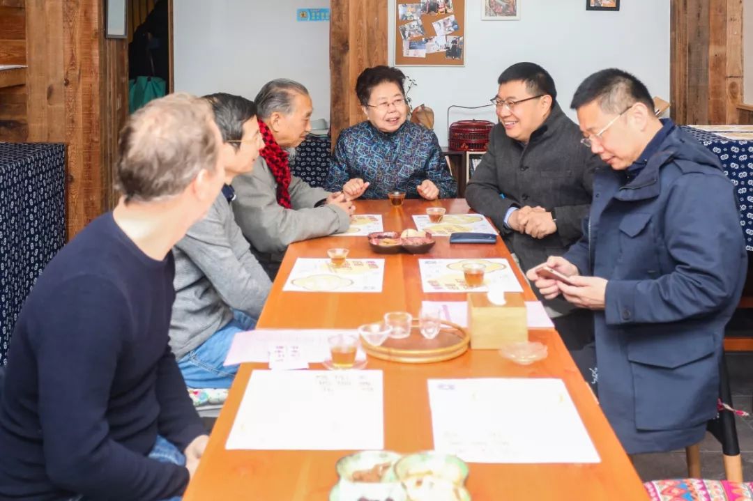 以食物串联设计与大众 今天"苏州设计 早点开始·小巷文创美食节 苏