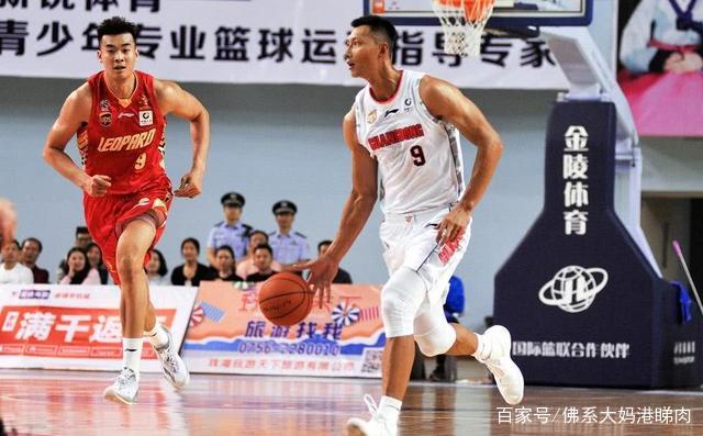 身高2.19,本有希望冲击nba的李慕豪会成为球场上的"仲永"吗?