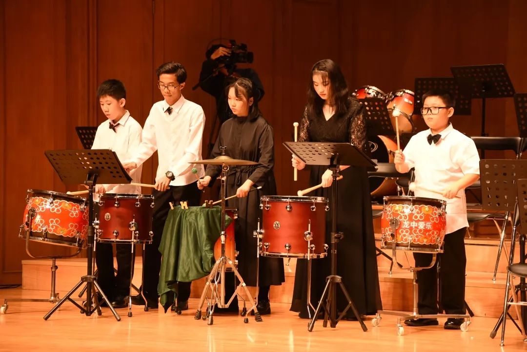 龙华中学爱乐交响管乐团专场音乐会|管乐之声奏响美妙