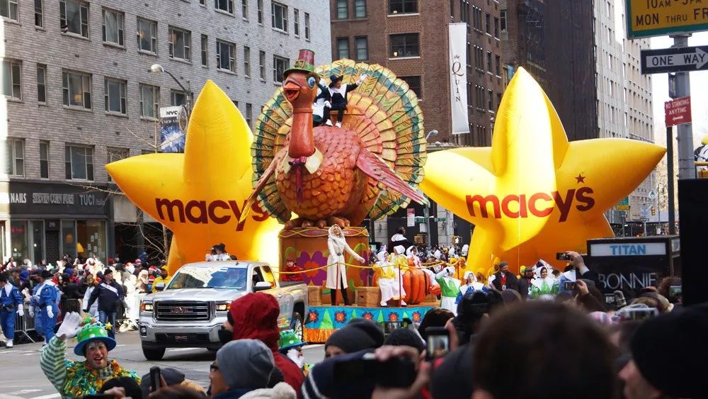 various parades are held in many cities to honor thanksgiving.