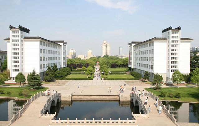 苏州科技大学