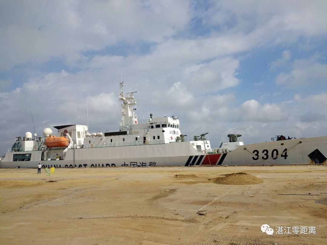 坦克,装甲车,高射炮"空降"湛江,现场竟有《战狼2》原型坦克【免费参观