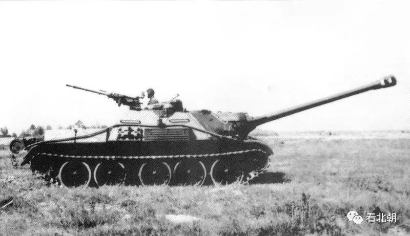 只生产了100辆的世界最好坦克歼击车:su-122-54图集