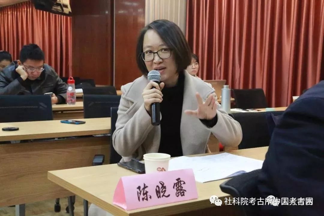 陈晓露老师点评学术报告与评议部分结束后,杜水生教授主持了论坛的