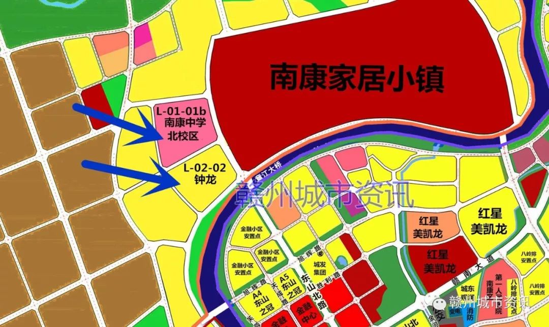 南康中学北校区建设地点位于:镜坝镇与蓉江街道洋坝村交界处,东山北路