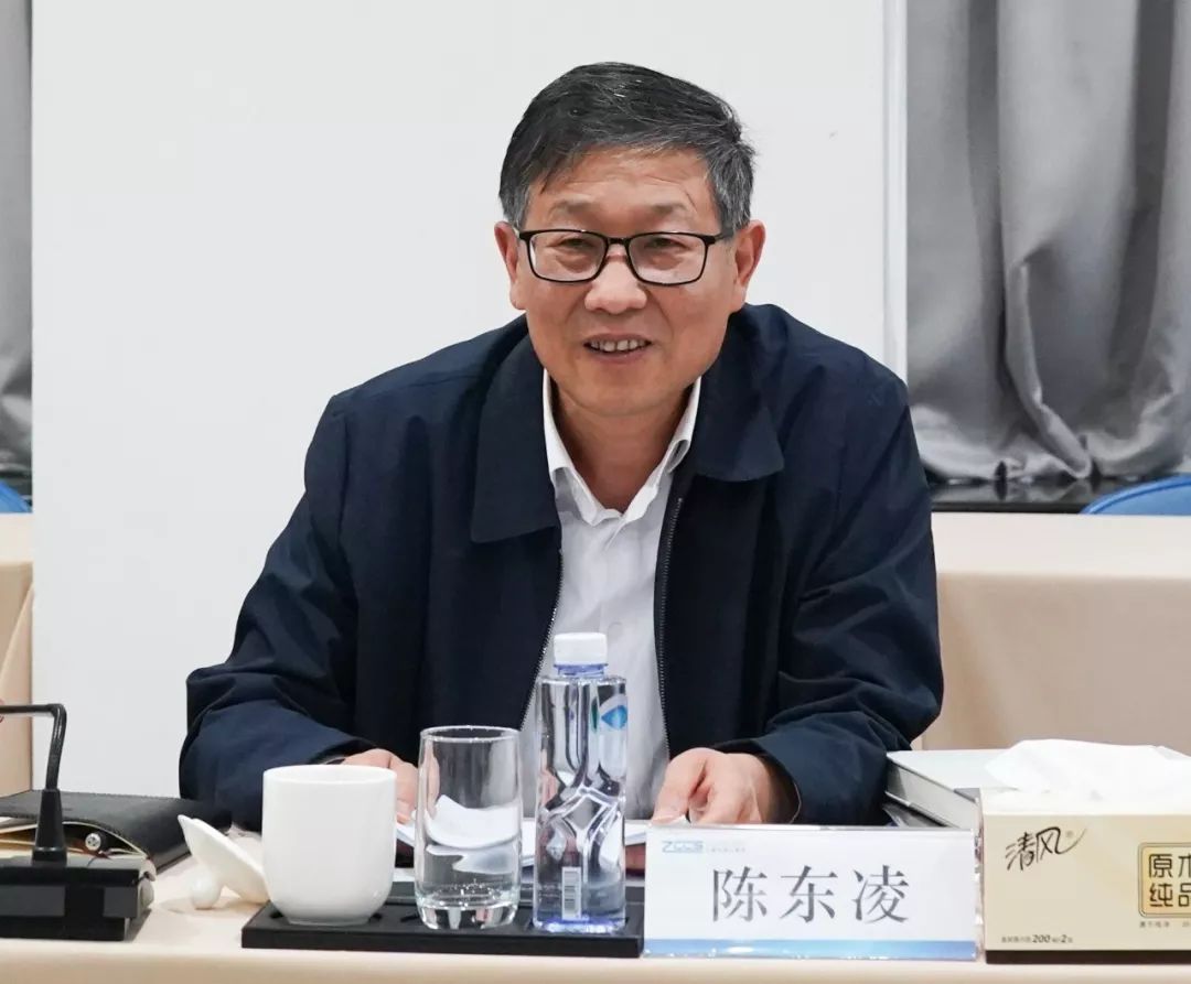 商会共同服务好长三角一体化省驻沪办主任陈东凌调研商会