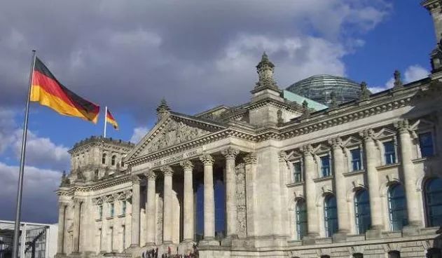 德国移民政策 | 德国蓝卡如何换成永居?