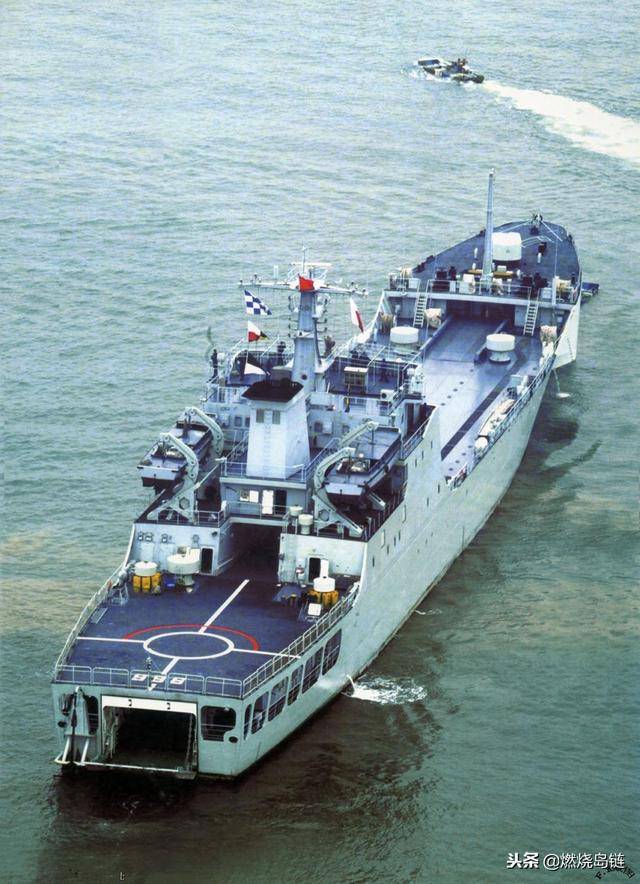 山河壮丽中国两栖舰艇家族072a型玉亭Ⅱ级大型登陆舰