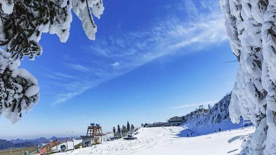 这个冬天,我要去贵州最6的城市六盘水!_滑雪