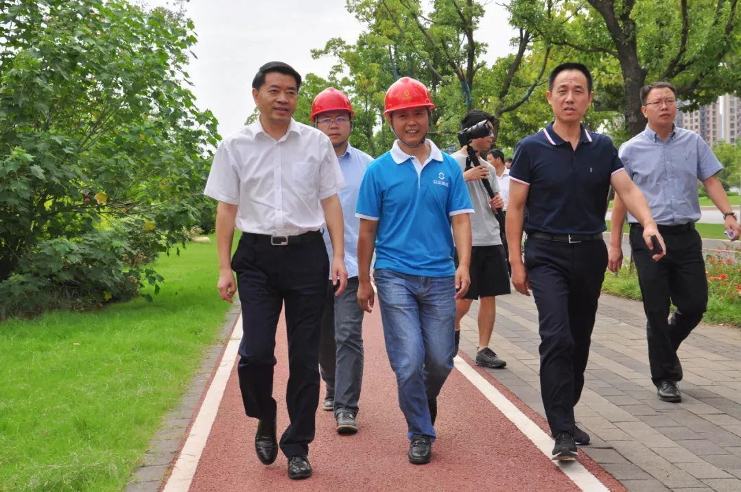 绿色建筑看上饶上饶市人大常委会莅临建筑科技产业园视察调研