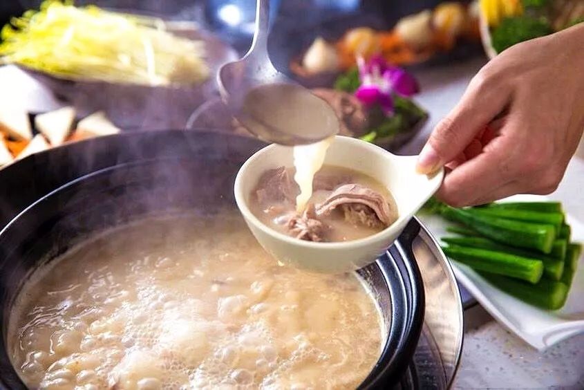 汤锅丨在成都入冬之时,先喝一口冒着热气的迷魂汤暖暖