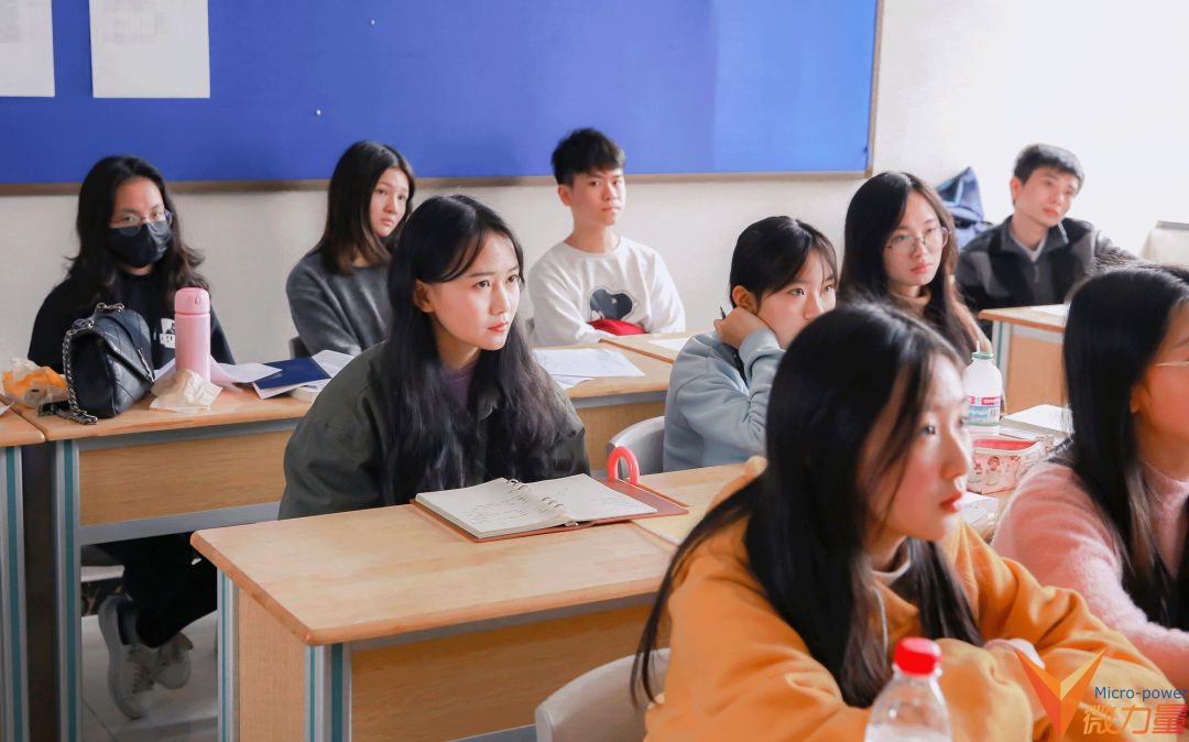 【微力量高培进行时】播音,表演专业课堂学习风采_学生