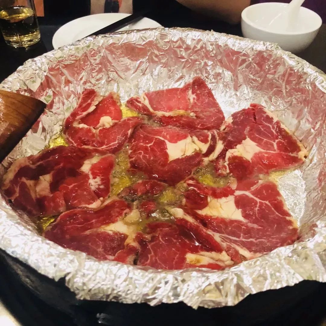 红状元石锅烤肉