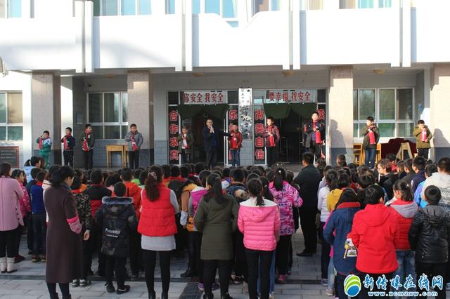 甘肃省酒泉市西峰中心小学 举行消防应急疏散