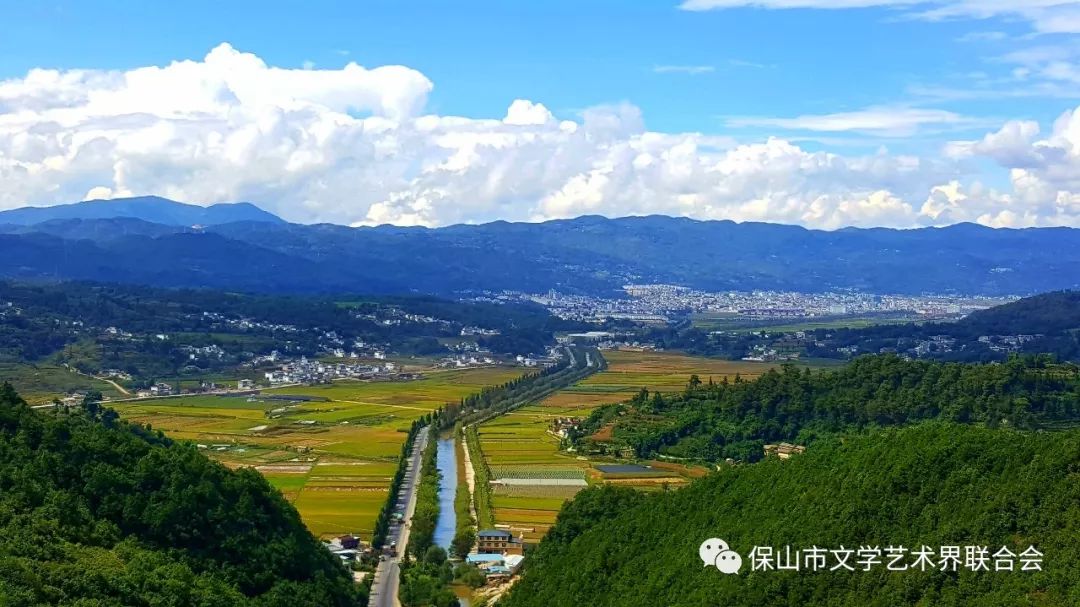 展览连线伟大征程跨越保山保山市庆祝40周年美术书法摄影展