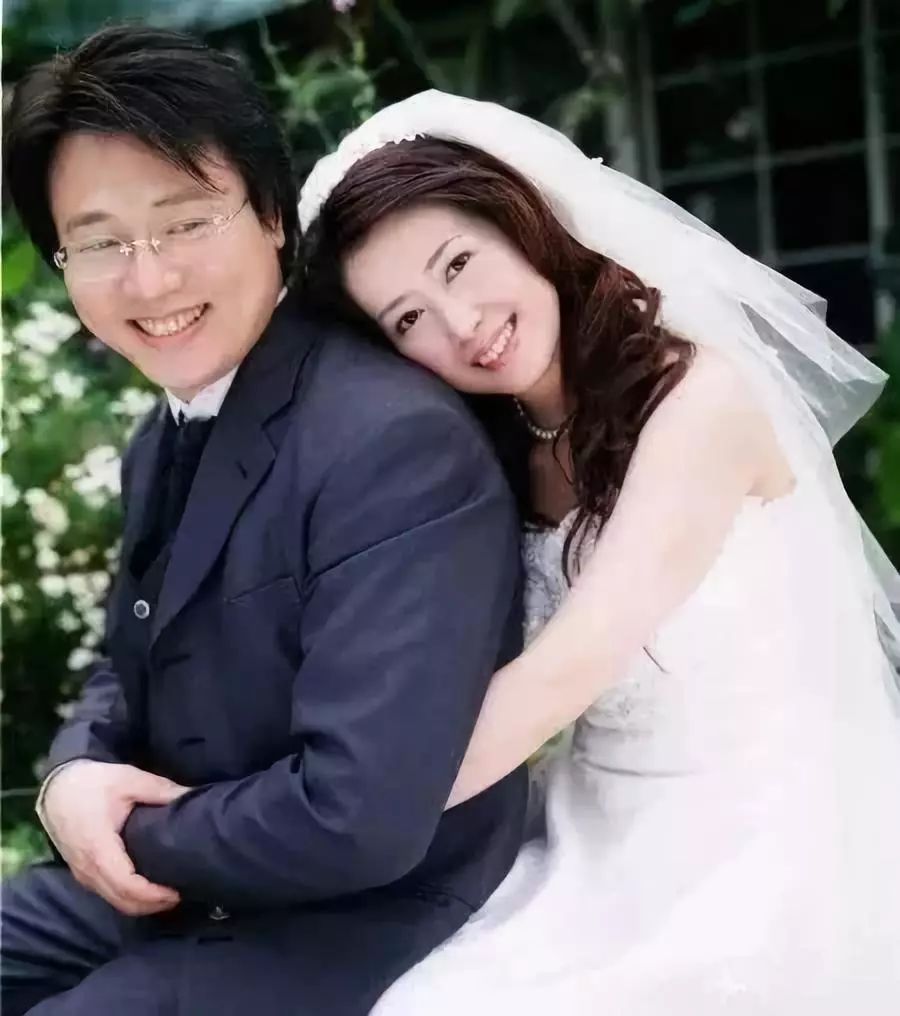 然而就在2013年,孟庭苇与丈夫张志鹏宣布离婚.