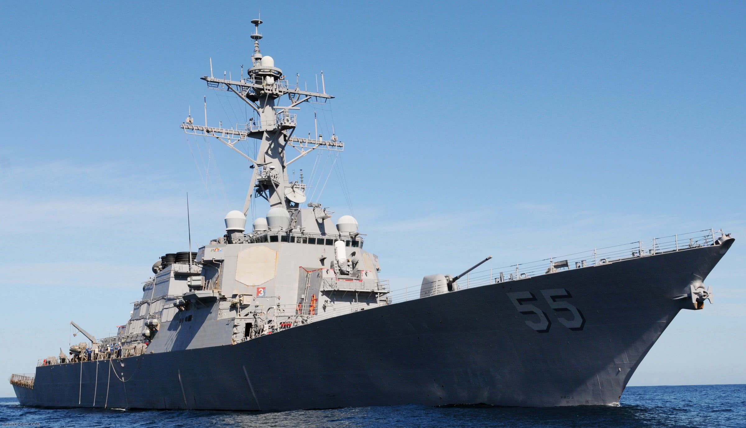 斯托特号驱逐舰(uss stout(ddg-55)是美国海军阿利·伯克级驱逐舰的