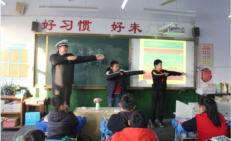 济源市邵原实验小学,梨林一中,黄河路小学,东园学校 校园通讯!