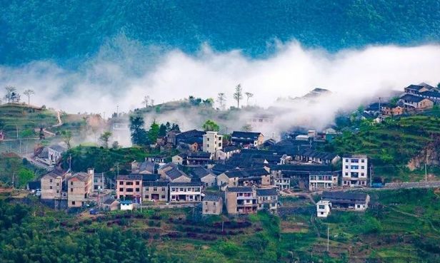 浙江宁波有这样一座"天空之城",它就是宁海逐步村!