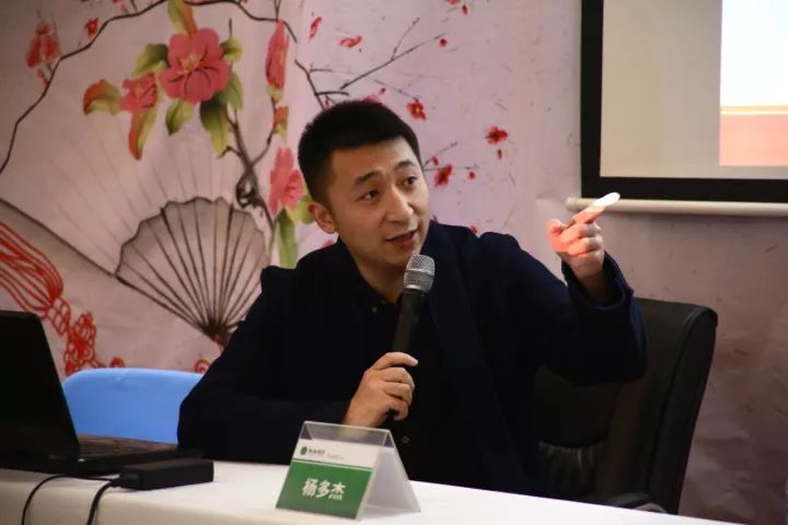 多读茶诗丨白居易谢李六郎中寄新蜀茶