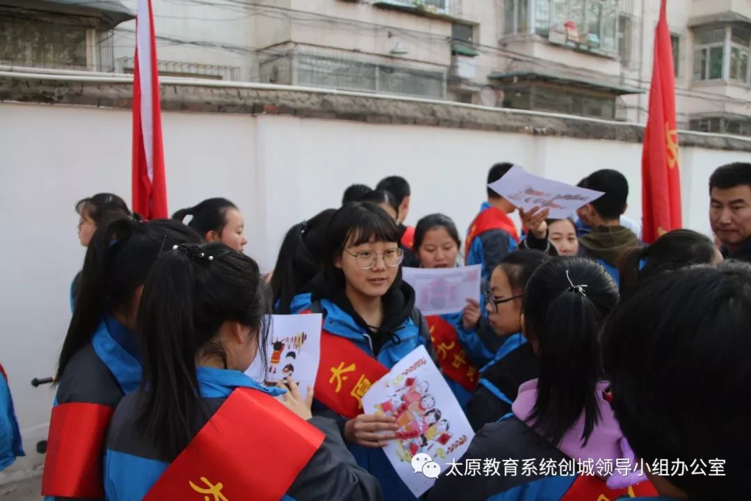 太原市育英幼儿园与十九中联合开展"创建文明城市,弘扬传统文化"主题