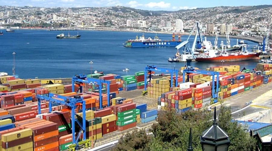 智利瓦尔帕莱索港口持续闹罢工已超过一周,进出货船已受影响