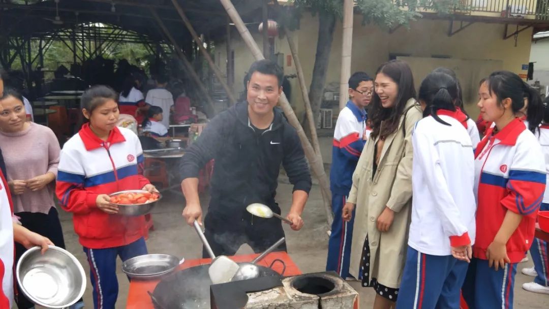 享受真正的"色香味"俱全,师生总动员——后溪中学初二