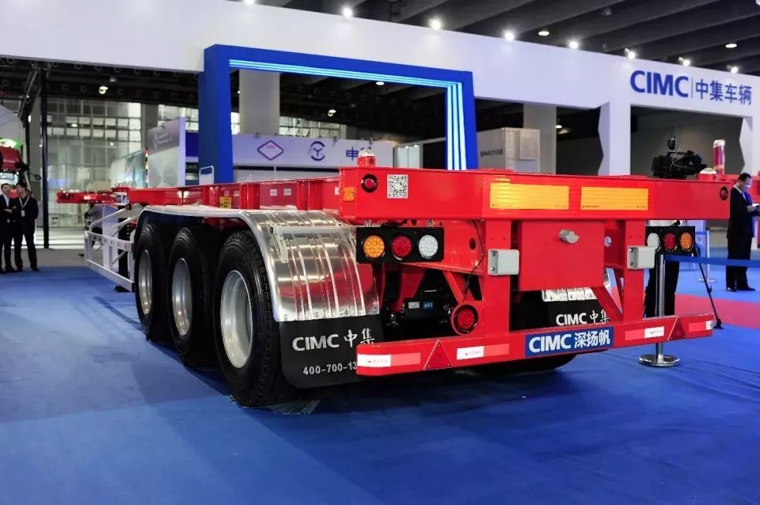 深圳中集40英尺集装箱骨架车自重5.5吨