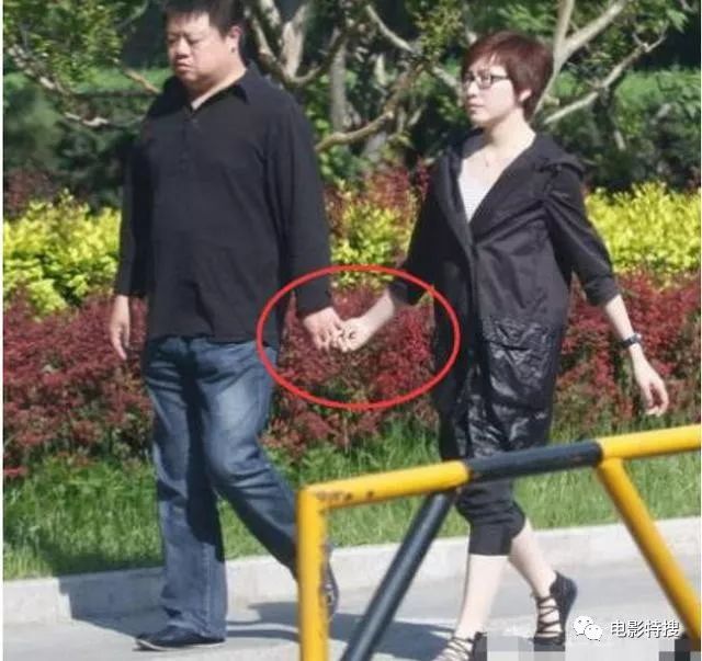 马东老婆罕见照曝光,老婆美得和他格格不入,为家庭放弃央视工作!