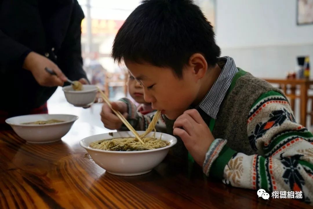 走,去黄桥面馆吃面去!