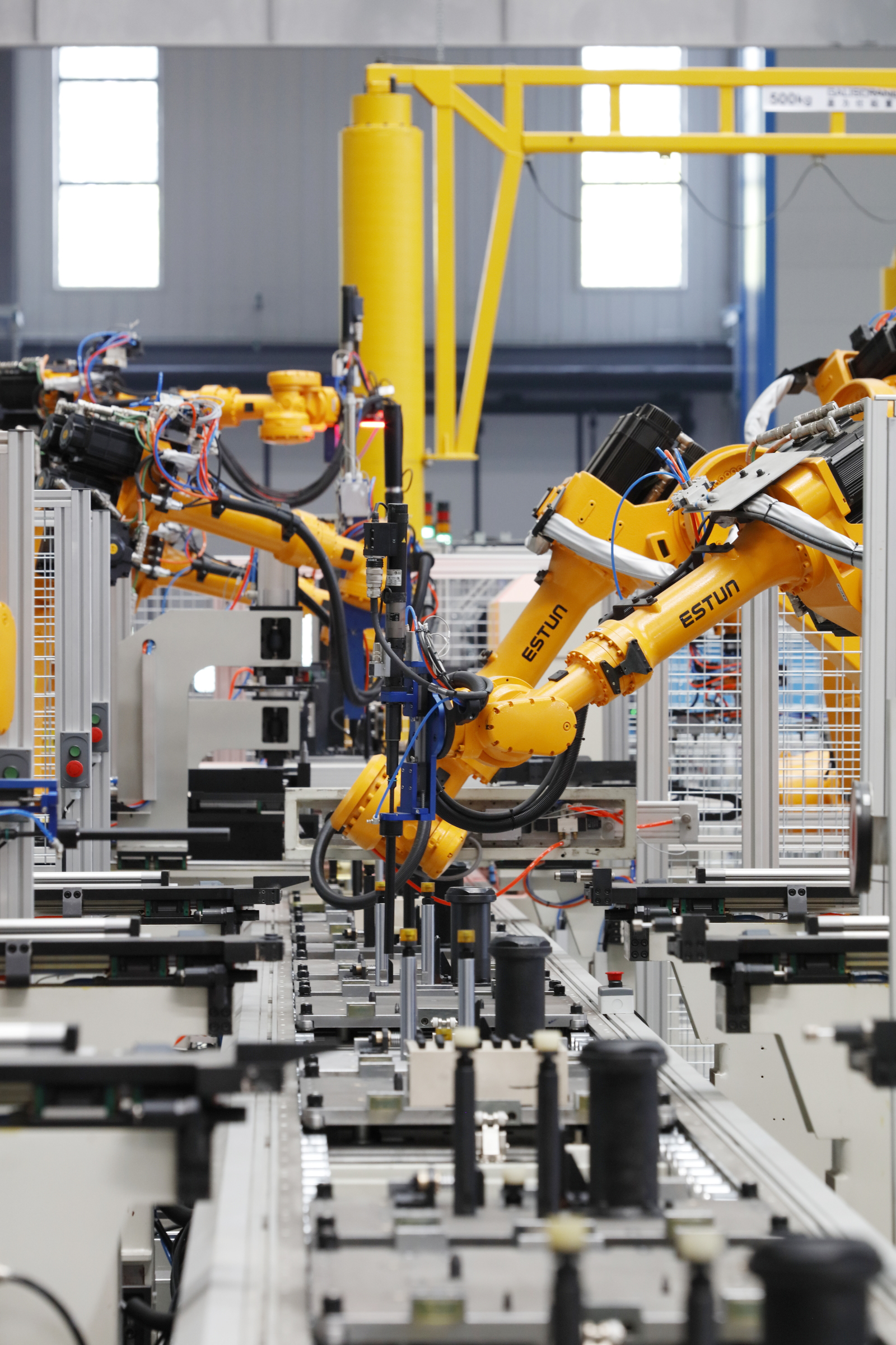 工业机器人发展迎来黄金时代?是机遇还是挑战?