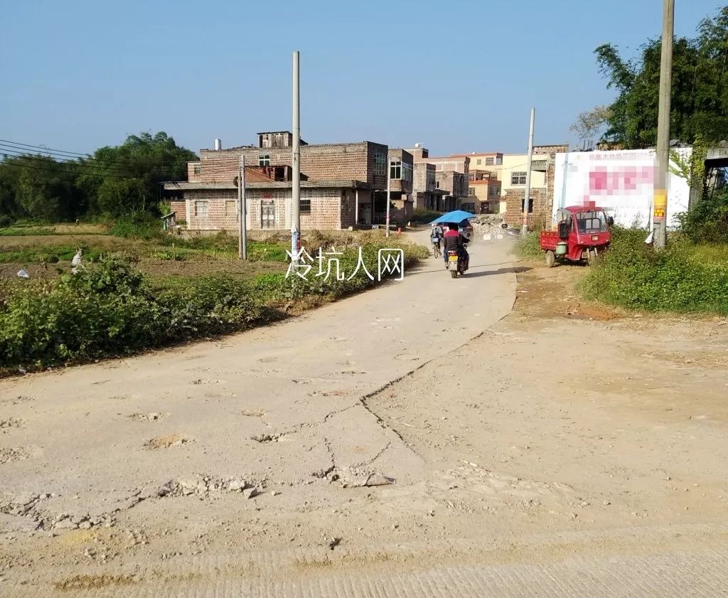 怀集冷坑圩镇至佛仔岗道路开工扩建,预计明年1月建成通车