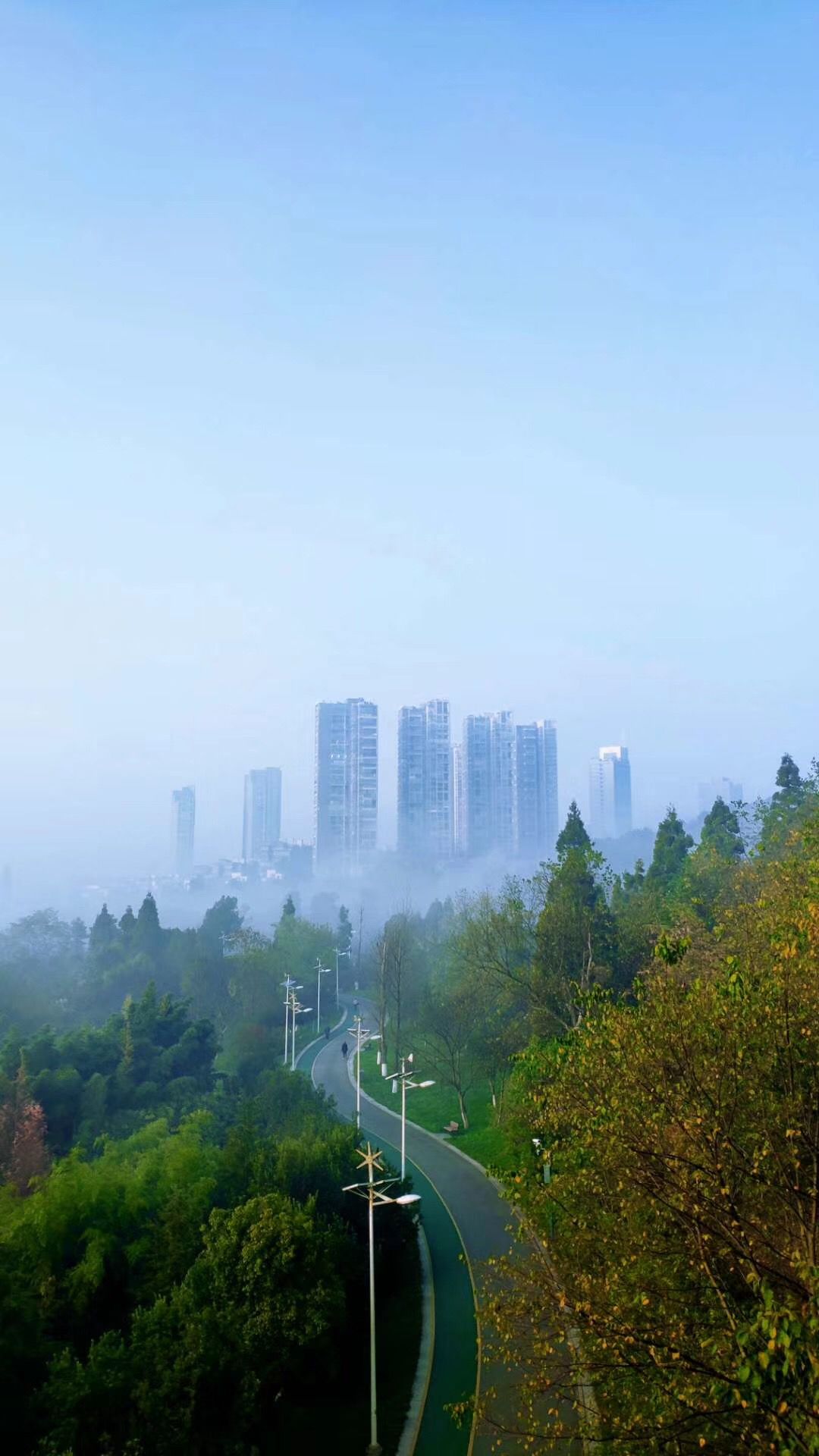 雾中贵阳城,竟然有种别样的美_大雾