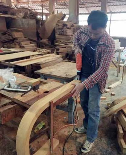 老挝近1000家木材加工厂被勒令关闭
