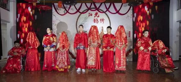 中国风复古婚纱照_中国风式复古婚纱照