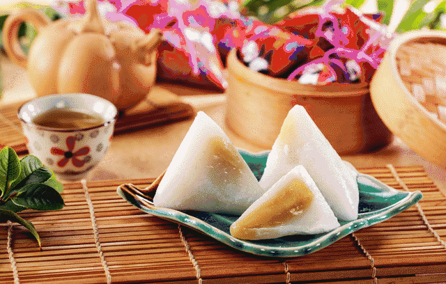 描写中国传统美食月饼