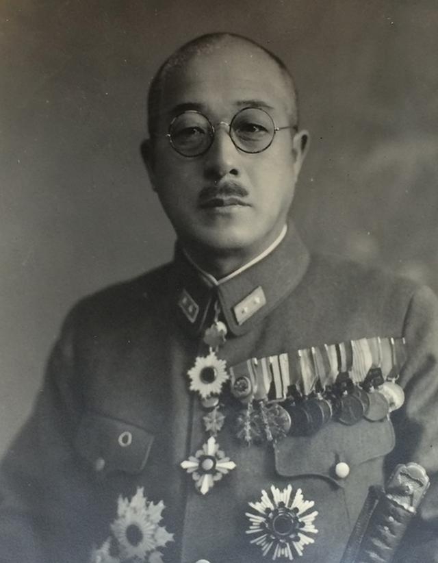 (板垣征四郎,1885-1948)此战后,板垣回东京任日本内阁陆相,但他忘不了