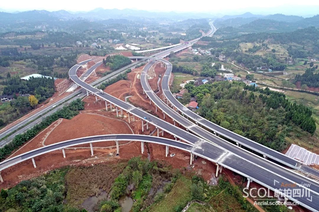 5公里,按双向4车道高速公路标准设计,起于绵阳市三台县永明镇,止于