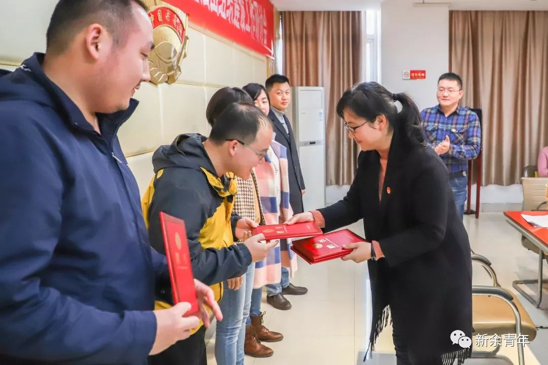 雷蕾书记讲话会上,团市委书记雷蕾就此次团建巡查工作进行了点评,她