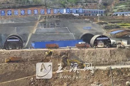 江通高速公路最长隧道双幅贯通,弥勒至玉溪高速公路将要开建!