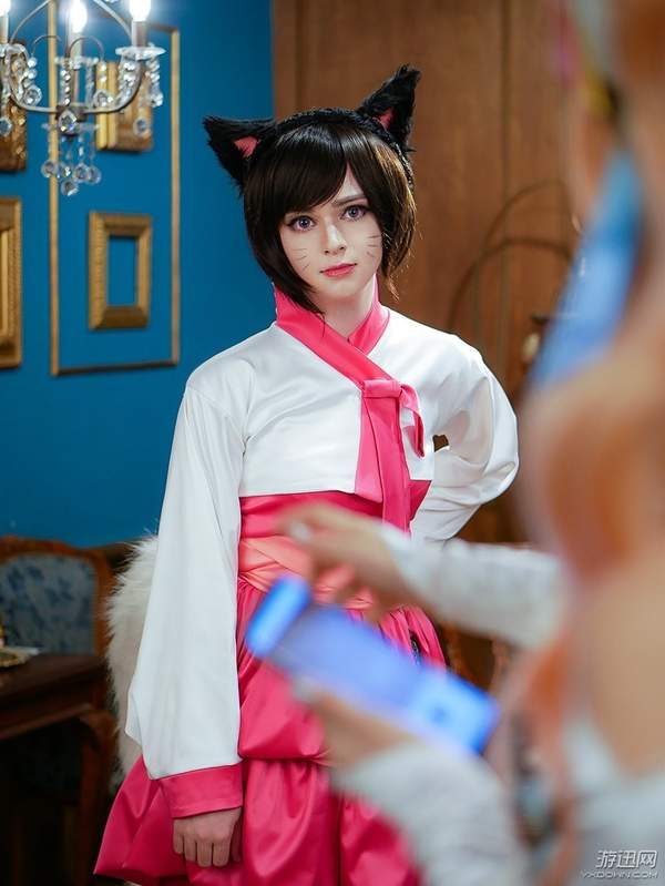 lol女装大佬sneaky新照 "阿狸"风情不输美女coser